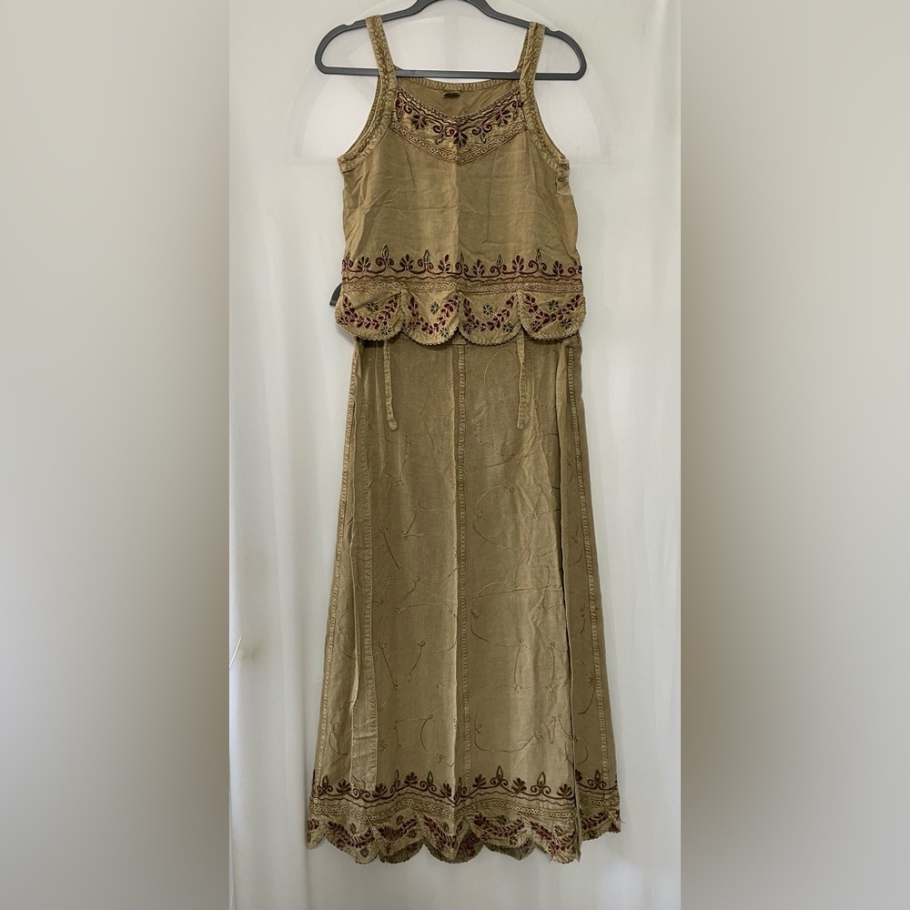NWT SHORELINE Two Piece Embellished Wrap Skirt & Top Set Size OS